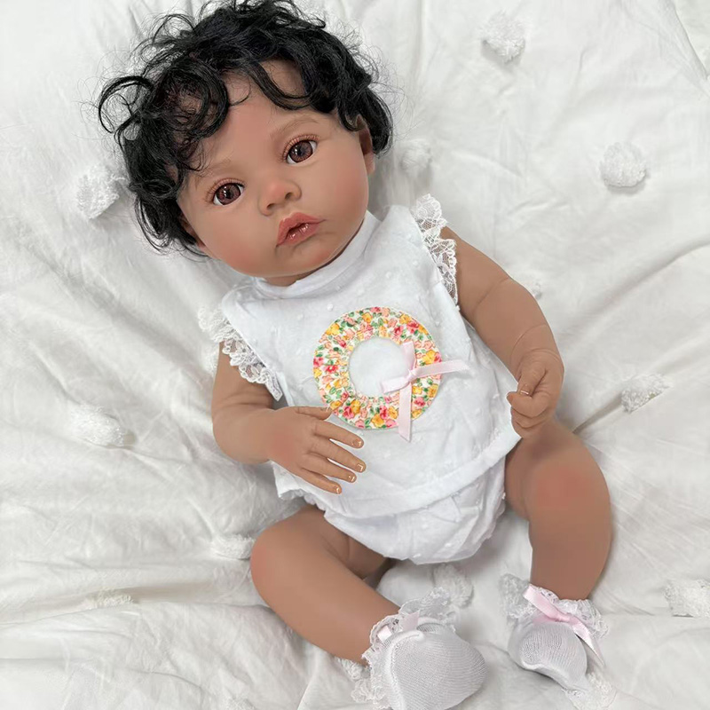 19인치 메도우 다크 스킨 풀 비닐 바디 리본 베이비돌 - Baby Products For Curly Hair 리뷰 및 가격